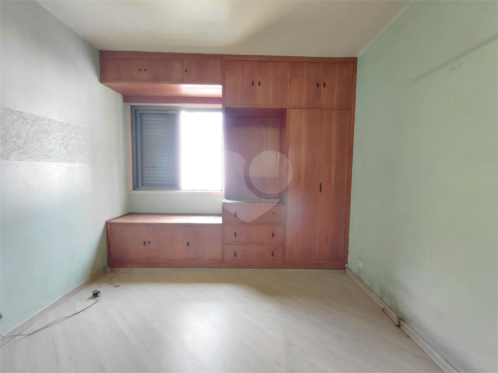 Imóvel de 85m² com muito potencial de reforma 3 quartos sala cozinha e lavanderia Vila Romana