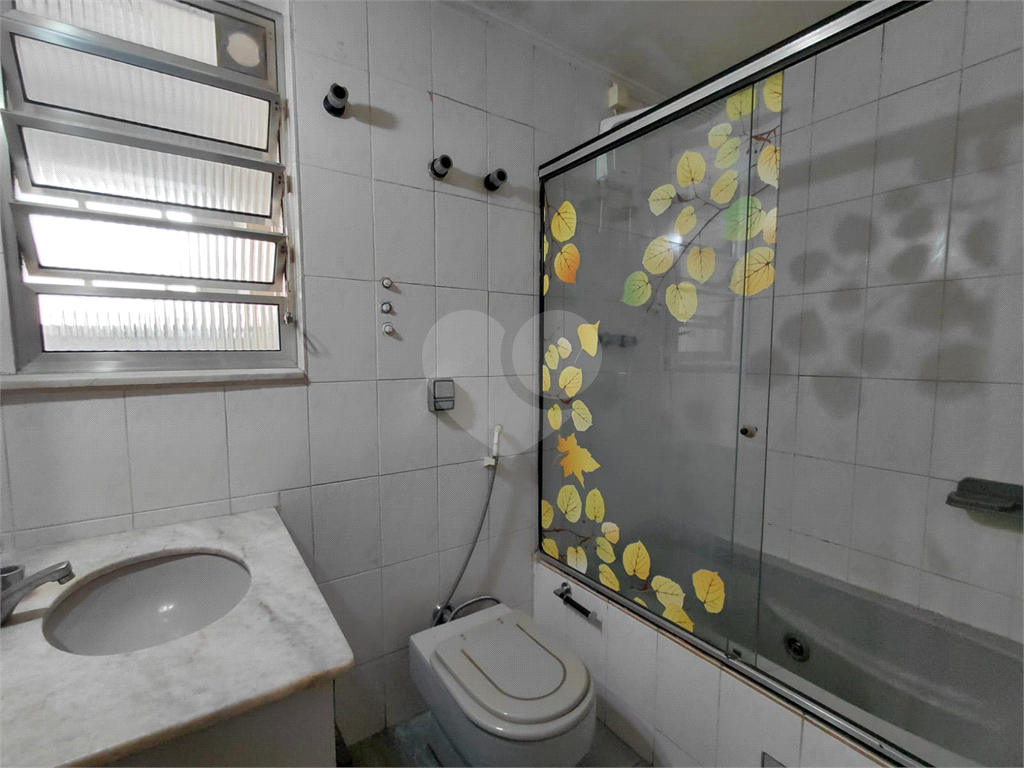 Imóvel de 85m² com muito potencial de reforma 3 quartos sala cozinha e lavanderia Vila Romana
