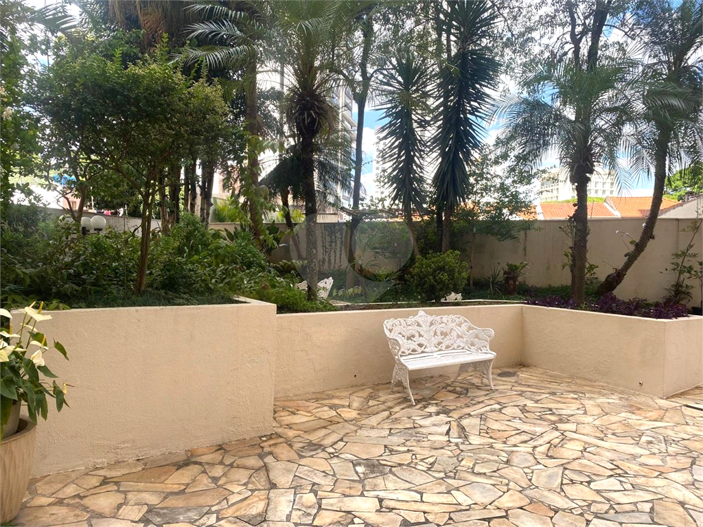 Imóvel de 85m² com muito potencial de reforma 3 quartos sala cozinha e lavanderia Vila Romana