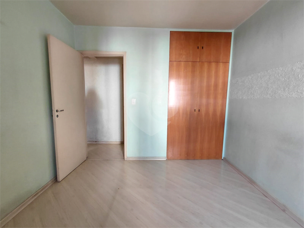 Imóvel de 85m² com muito potencial de reforma 3 quartos sala cozinha e lavanderia Vila Romana