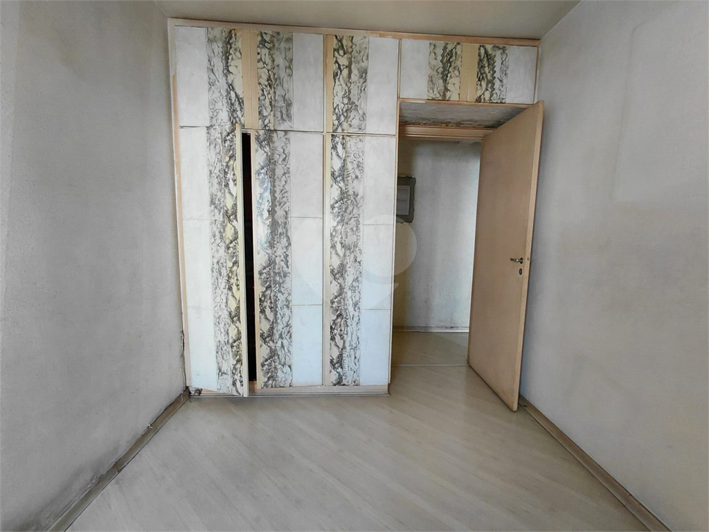 Imóvel de 85m² com muito potencial de reforma 3 quartos sala cozinha e lavanderia Vila Romana