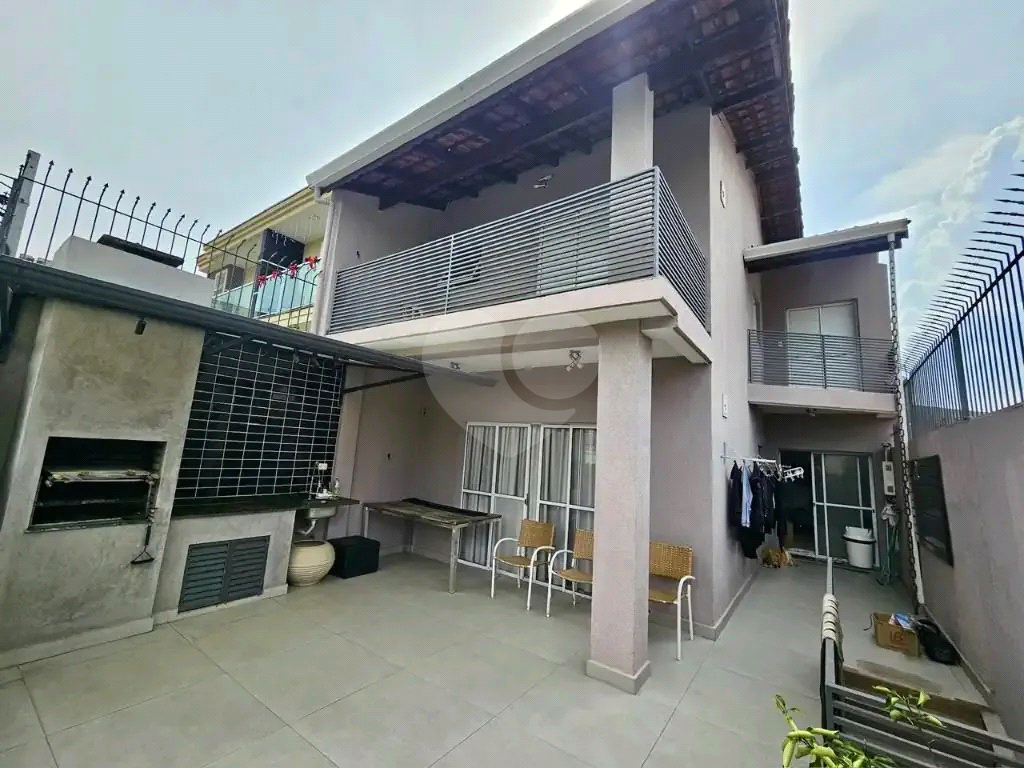 Sobrado 3 quartos sendo 1 suíte Limão