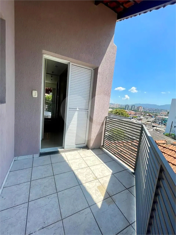 Sobrado 3 quartos sendo 1 suíte Limão