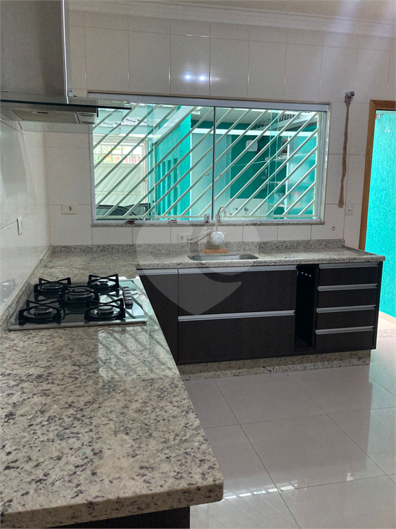 Sobrado à venda na Vila Constança – 3 dormitórios, 1 suíte e 3 vagas de garagem - conforto, espaço e localização estratégica!