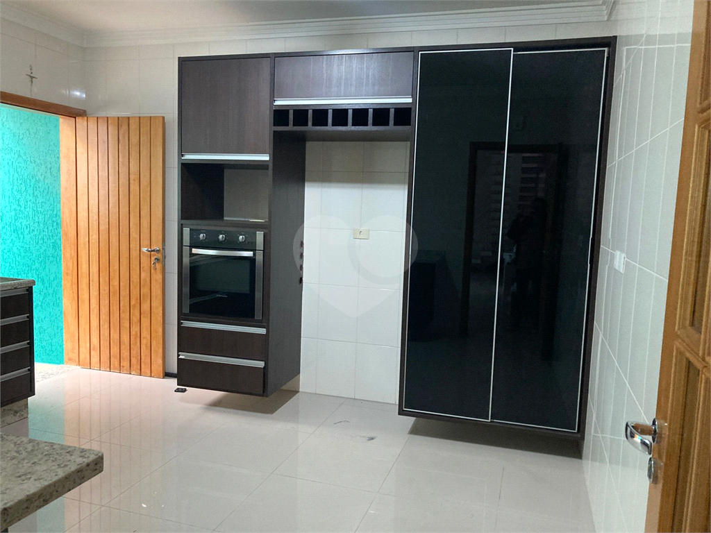 Sobrado à venda na Vila Constança – 3 dormitórios, 1 suíte e 3 vagas de garagem - conforto, espaço e localização estratégica!