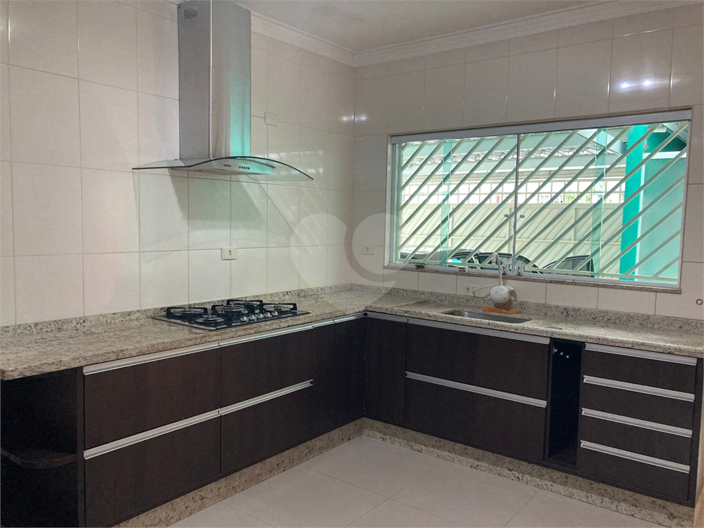 Sobrado à venda na Vila Constança – 3 dormitórios, 1 suíte e 3 vagas de garagem - conforto, espaço e localização estratégica!