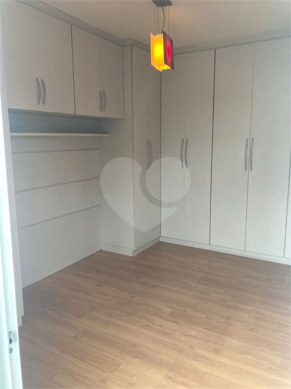 Sobrado à venda na Vila Constança – 3 dormitórios, 1 suíte e 3 vagas de garagem - conforto, espaço e localização estratégica!