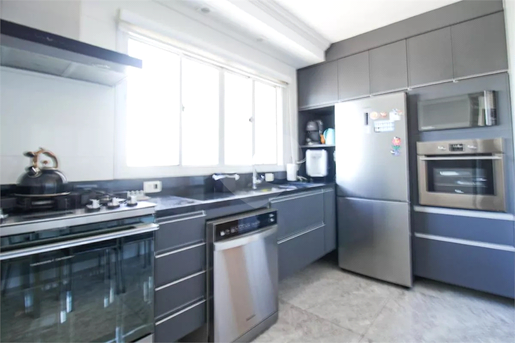 Apartamento à venda com 126m², 3 quartos e 2 vagas Santana