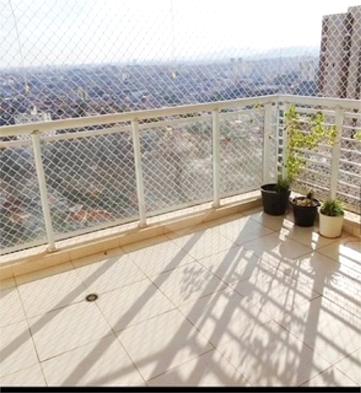 APARTAMENTO em SANTANA