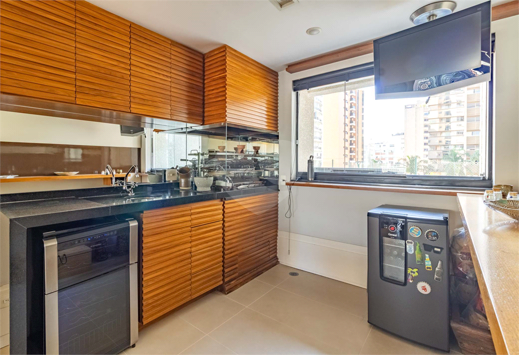 Apartamento com 4 suítes à venda em Perdizes