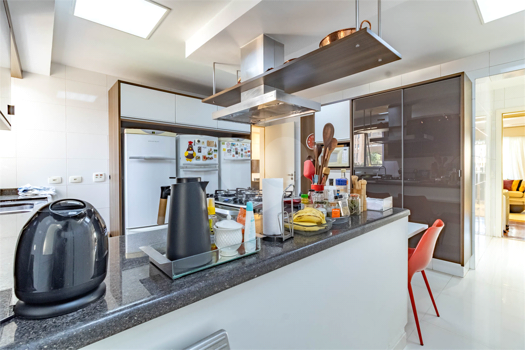 Apartamento com 4 suítes à venda em Perdizes