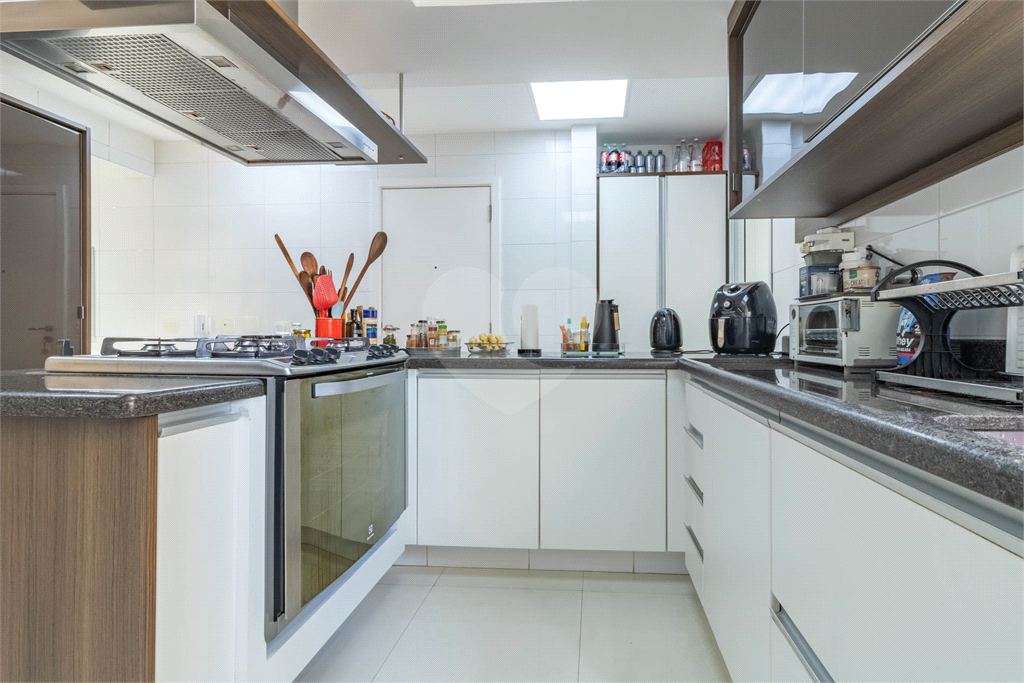 Apartamento com 4 suítes à venda em Perdizes