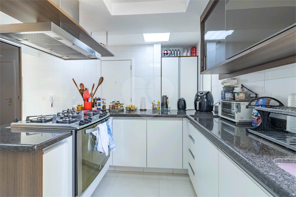 Apartamento com 4 suítes à venda em Perdizes