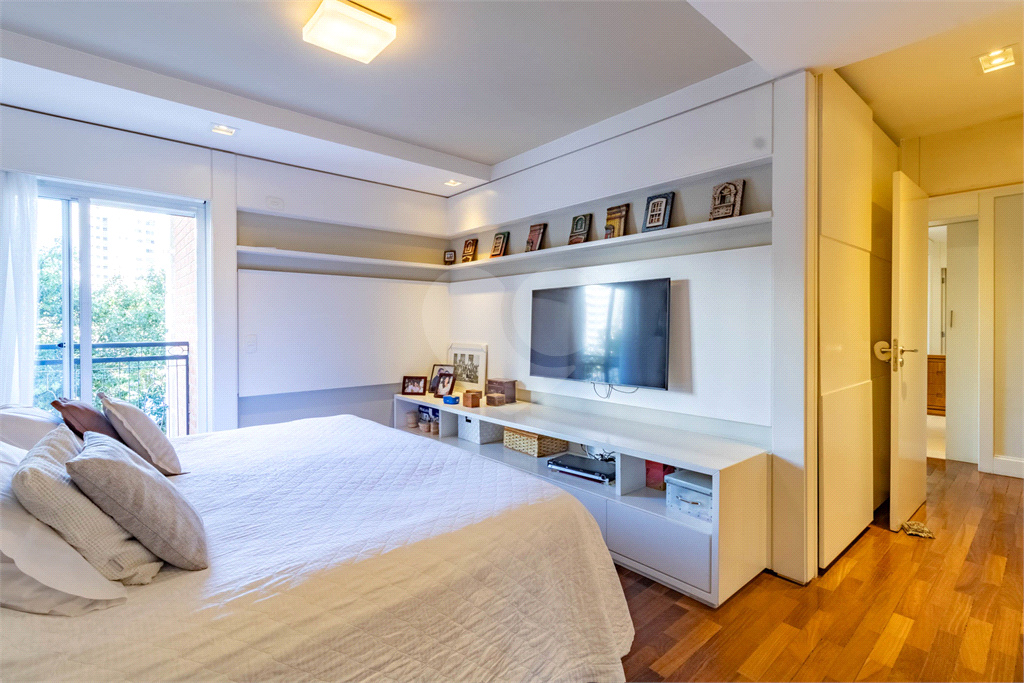 Apartamento com 4 suítes à venda em Perdizes