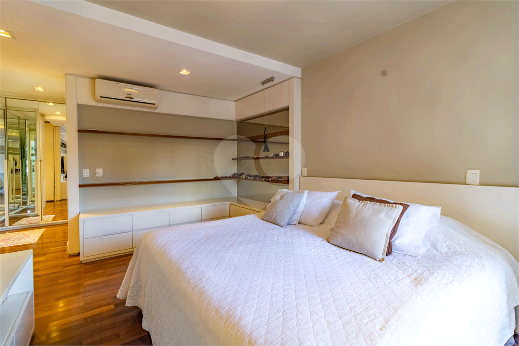 Apartamento com 4 suítes à venda em Perdizes