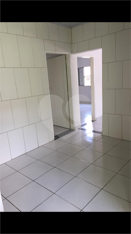 Casa terrea no Tremembe, com 250 m2,, proximo,  ao Supermercados Ourinhos.