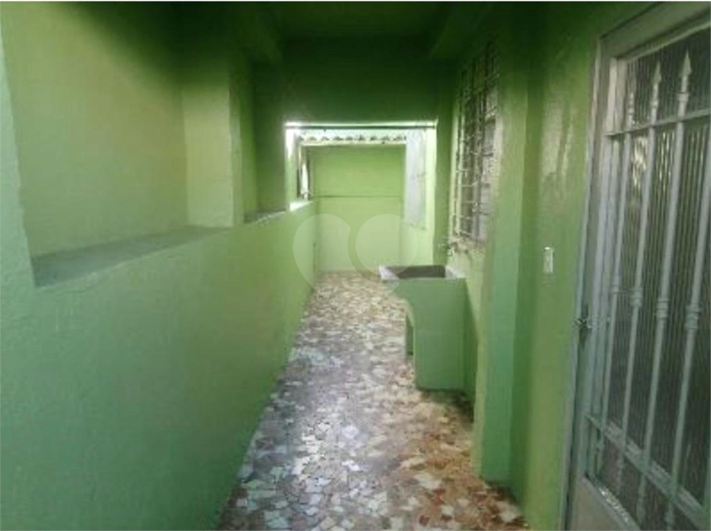 Casa terrea no Tremembe, com 250 m2,, proximo,  ao Supermercados Ourinhos.