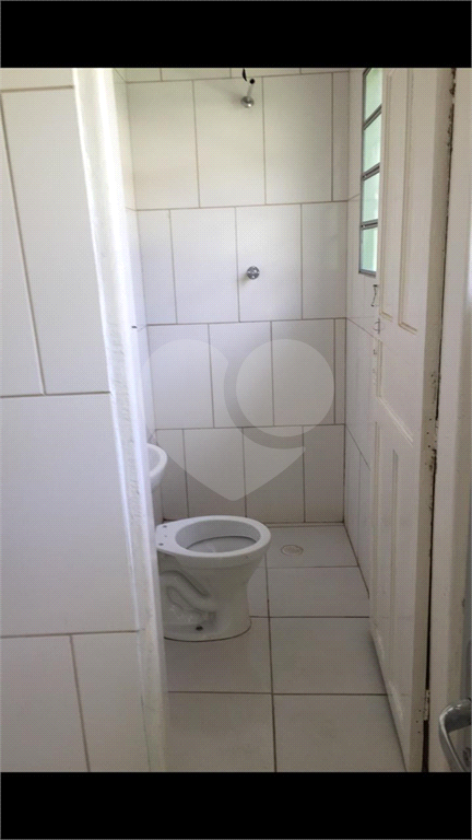 Casa terrea no Tremembe, com 250 m2,, proximo,  ao Supermercados Ourinhos.