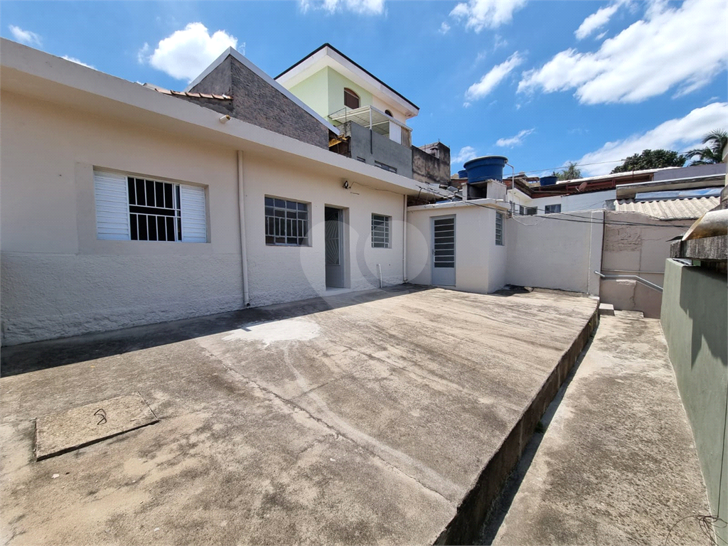 Casa terrea no Tremembe, com 250 m2,, proximo,  ao Supermercados Ourinhos.