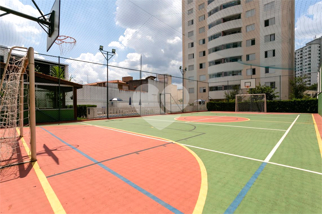 APARTAMENTO em CASA VERDE