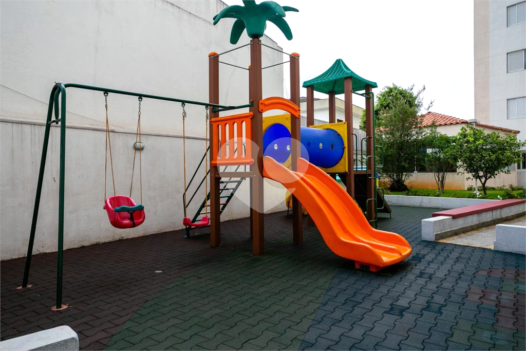 APARTAMENTO em CASA VERDE