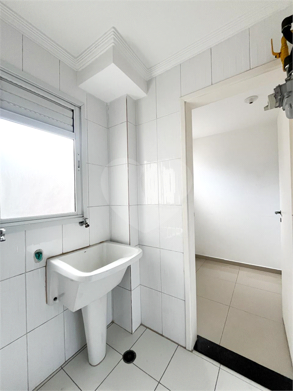 APARTAMENTO em CASA VERDE