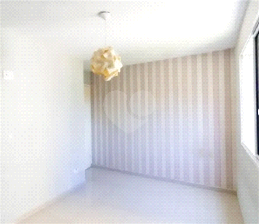 APARTAMENTO em CASA VERDE