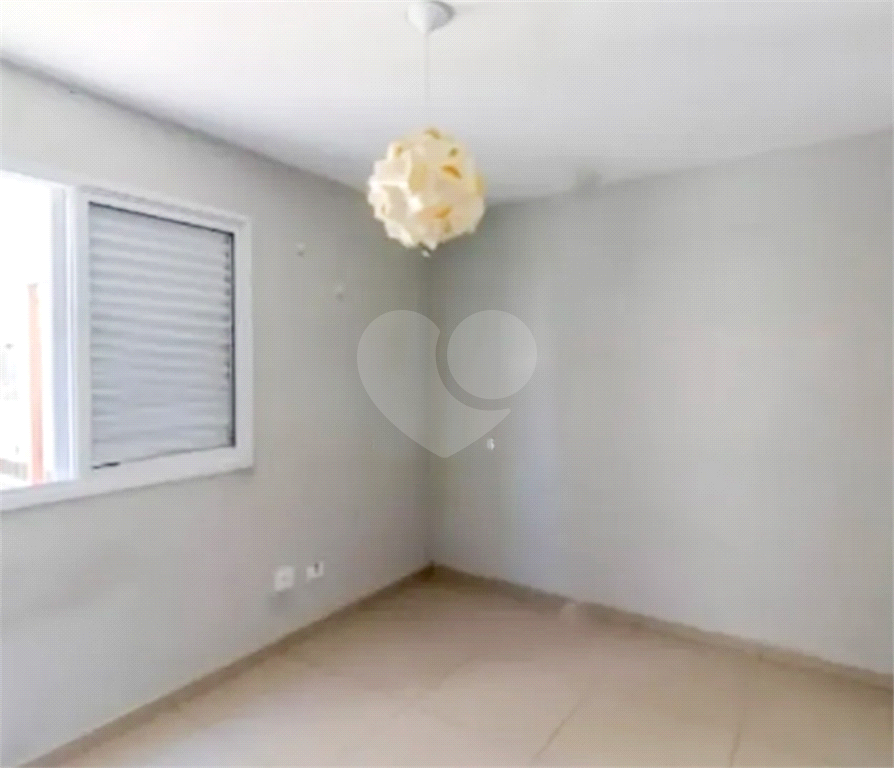 APARTAMENTO em CASA VERDE