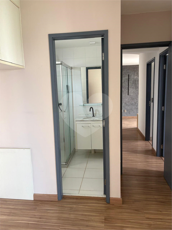 Apartamento à venda com varanda e churrasqueira no Jaguaré