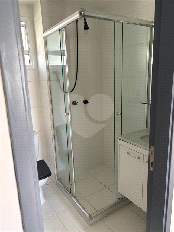 Apartamento à venda com varanda e churrasqueira no Jaguaré