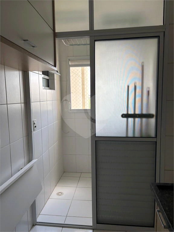 Apartamento à venda com varanda e churrasqueira no Jaguaré