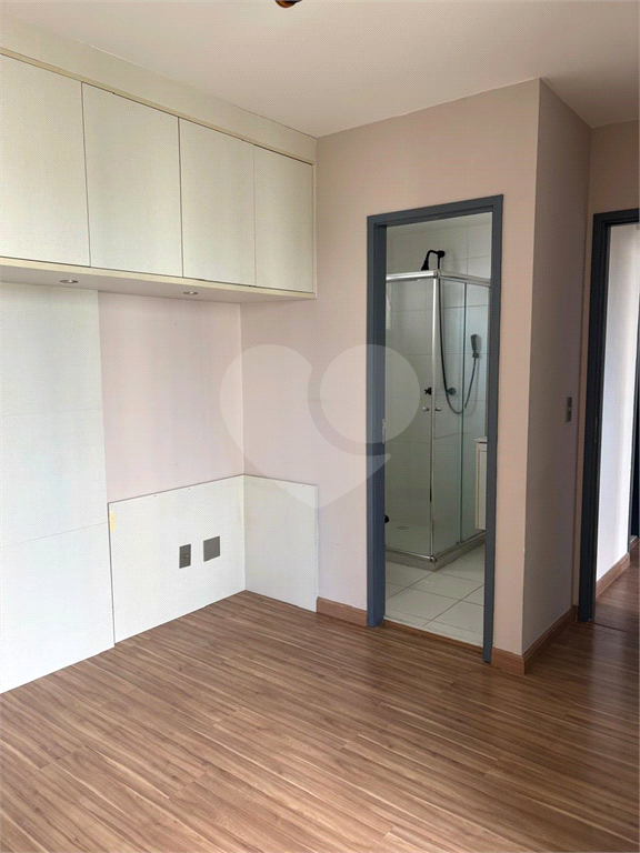 Apartamento à venda com varanda e churrasqueira no Jaguaré