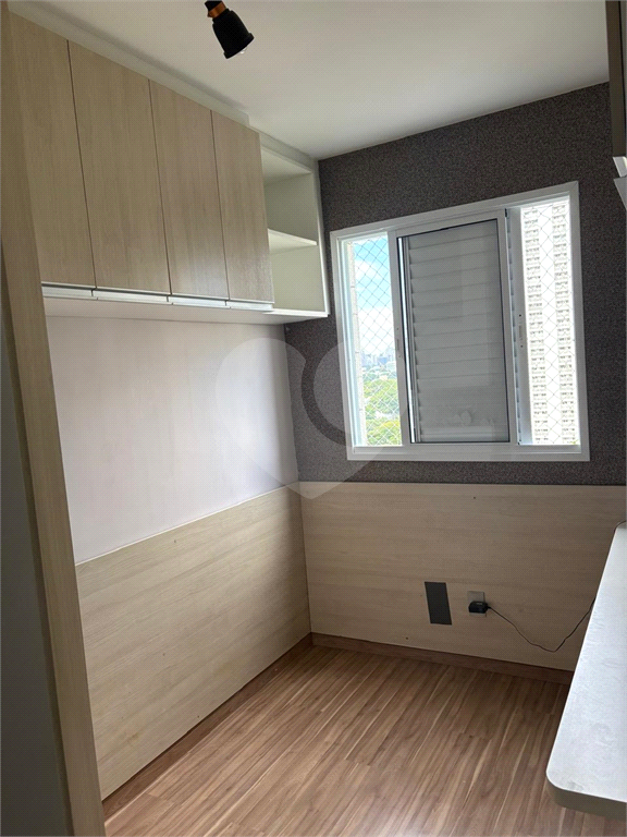 Apartamento à venda com varanda e churrasqueira no Jaguaré