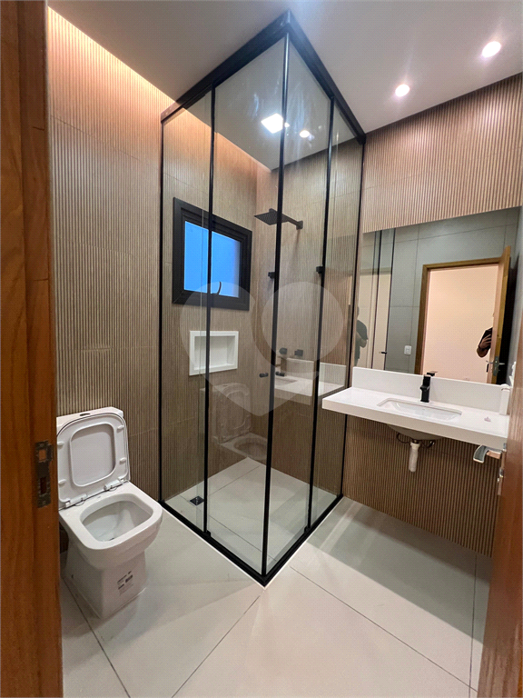 Casa em condomínio no Tremembé com 250 m² | 4 suítes | Piscina | 4 vagas | Alto padrão