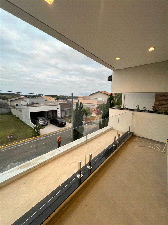 Casa em condomínio no Tremembé com 250 m² | 4 suítes | Piscina | 4 vagas | Alto padrão