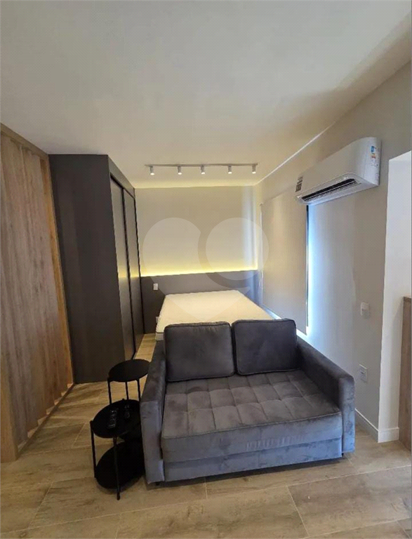 Apartamento Studio à venda no Condomínio Wire Capote Valente em Pinheiros, a 700m do Metrô Sumaré