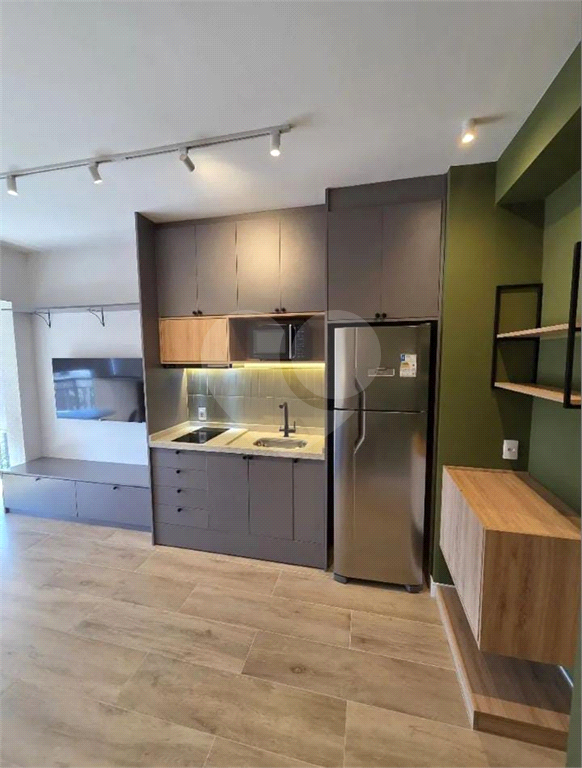 Apartamento Studio à venda no Condomínio Wire Capote Valente em Pinheiros, a 700m do Metrô Sumaré