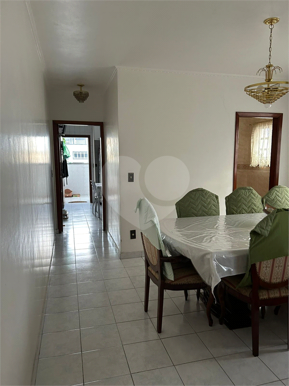 Oportunidade! Sobrado Mobiliado, Espaçoso e Pronto para Entrar e Morar 3 DORMITÓRIOS E 5 VAGAS