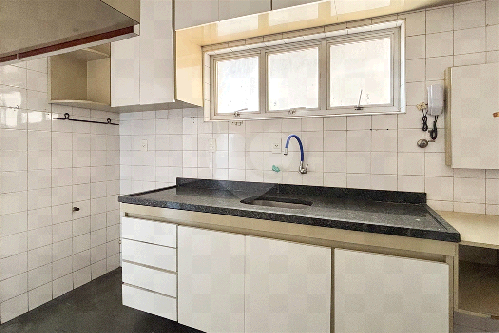 APARTAMENTO em VILA NOVA CONCEIÇÃO