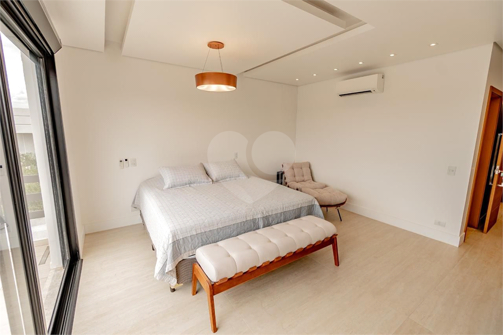 Casa de Alto Padrão à Venda no Condomínio Shambala III em Atibaia – 4 Suítes, Porteira Fechada e Lazer Completo