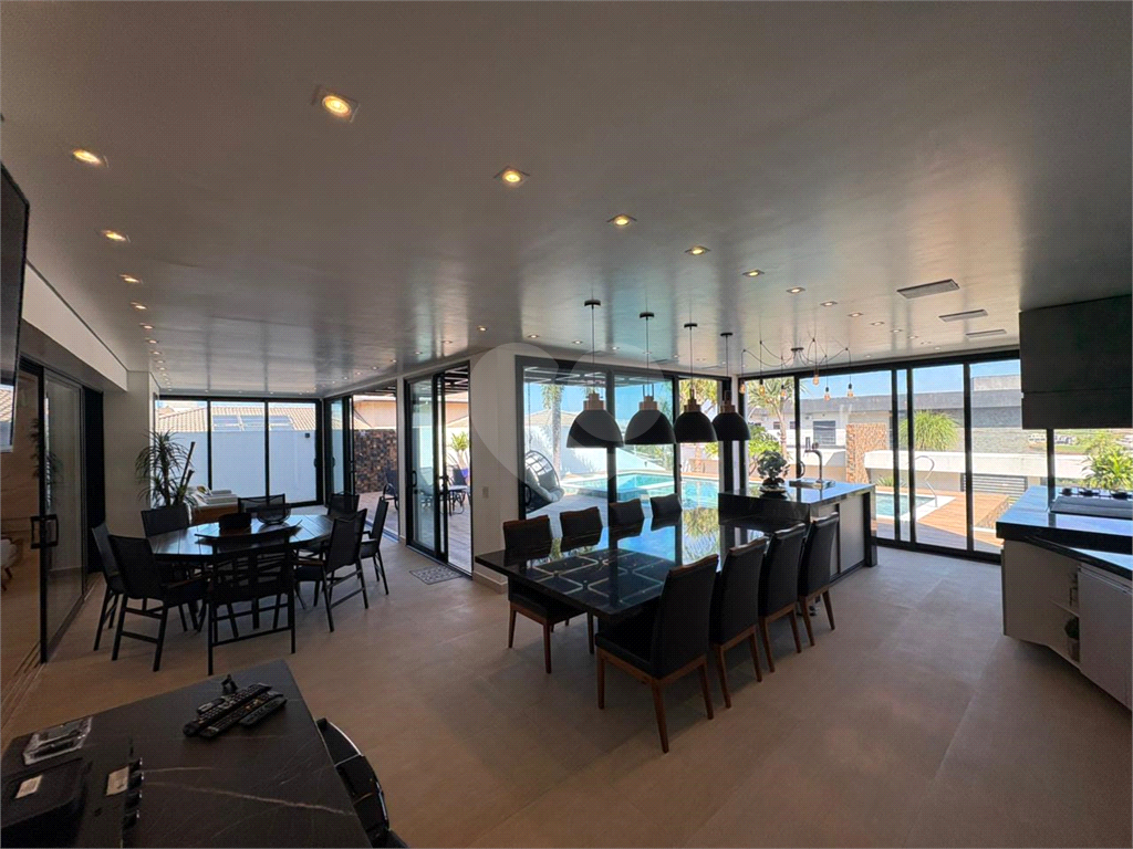 Casa de Alto Padrão à Venda no Condomínio Shambala III em Atibaia – 4 Suítes, Porteira Fechada e Lazer Completo