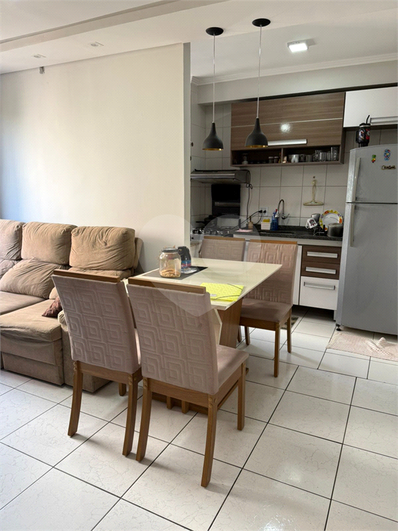 Apartamento com 2 dormitórios, 1 vaga e áreas de lazer em São Mateus