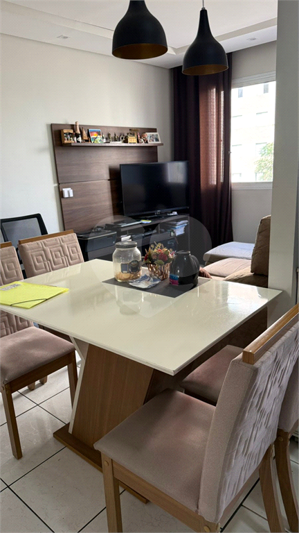 Apartamento com 2 dormitórios, 1 vaga e áreas de lazer em São Mateus