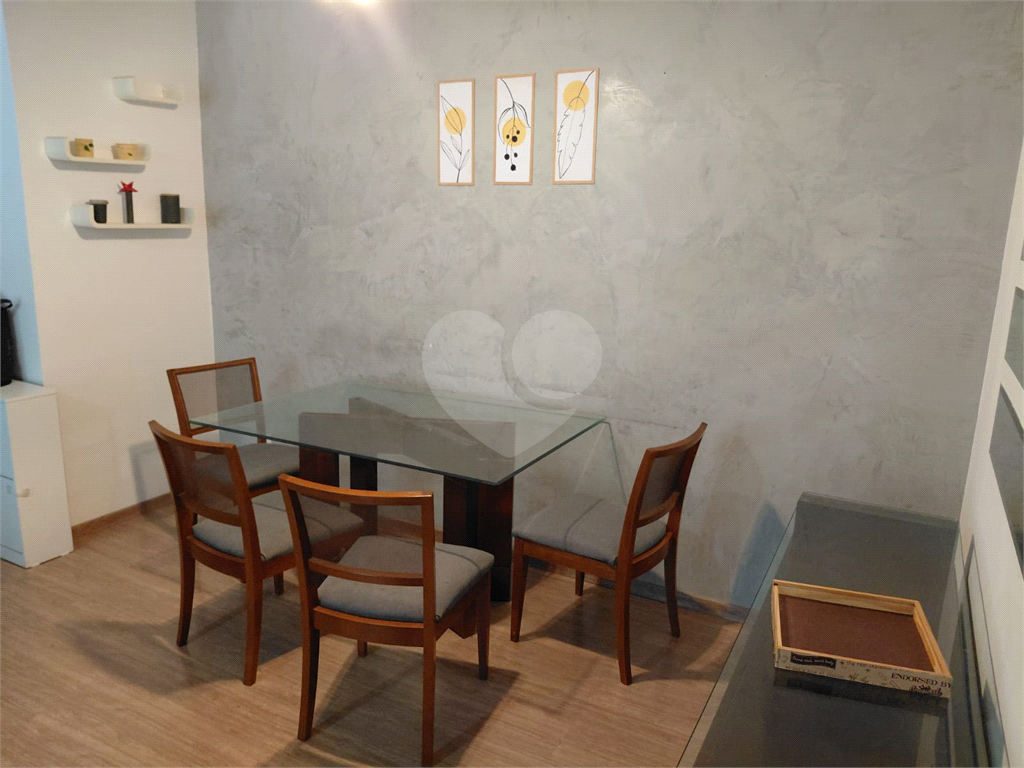 Apartamento à Venda 76m² - 2 Dormitórios - 1 Vaga - Porteira Fechada - Alphaville - SP