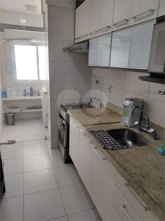 Apartamento à Venda 76m² - 2 Dormitórios - 1 Vaga - Porteira Fechada - Alphaville - SP