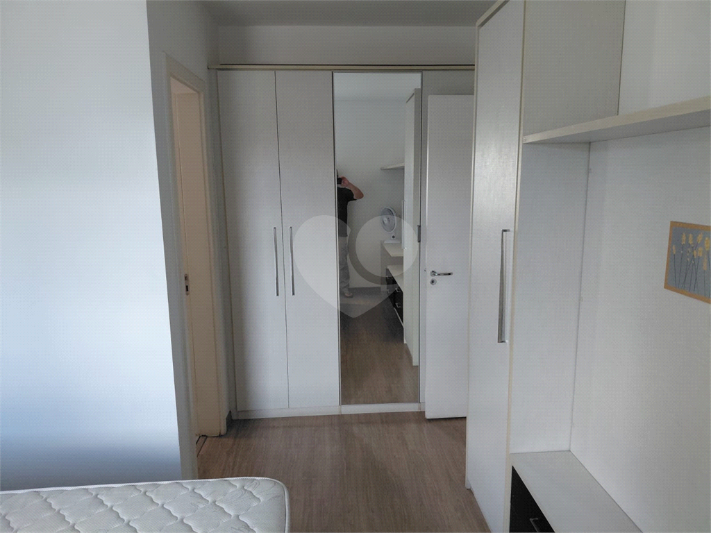 Apartamento à Venda 76m² - 2 Dormitórios - 1 Vaga - Porteira Fechada - Alphaville - SP