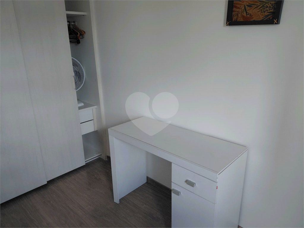 Apartamento à Venda 76m² - 2 Dormitórios - 1 Vaga - Porteira Fechada - Alphaville - SP