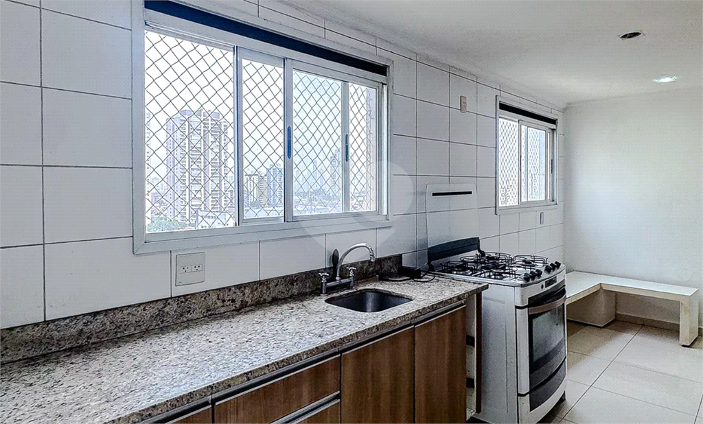 Apartamento para locação na Móoca com 3 suítes 