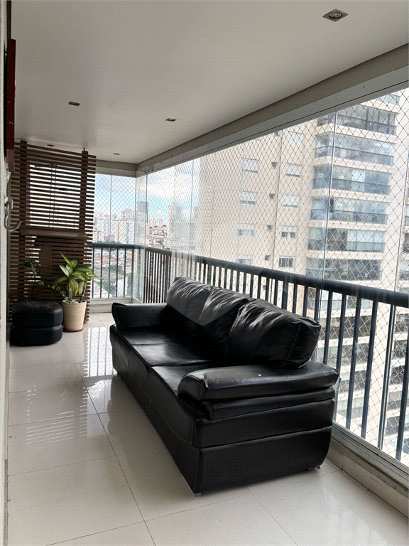 Apartamento para locação na Móoca com 3 suítes 