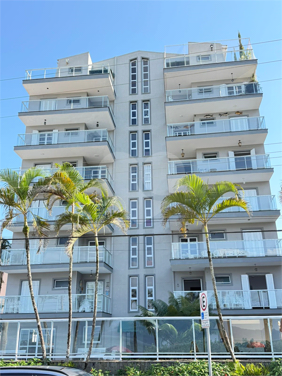Cobertura exclusiva com vista para o mar na Martim de Sá – Caraguatatuba